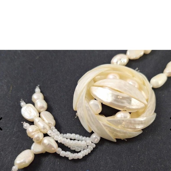Vintage Mother of Pearl Tassel and Pearl Necklace - Picture 2 of 8